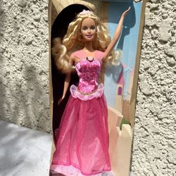 1999 Pretty Princess Barbie Doll 