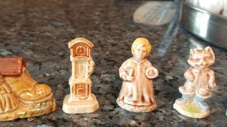 Miniature Nursery Ryhme Collectables