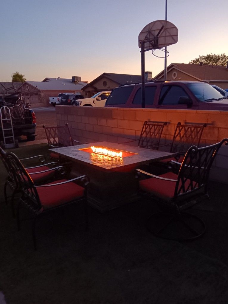 Patio Furniture Good Condition