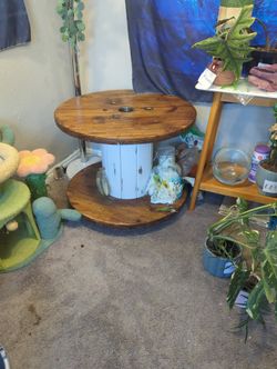 2 Cute Wooden Lightweight Side Tables
