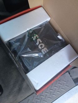 Boss Audio Systems Riot R6002 Car Amplifier