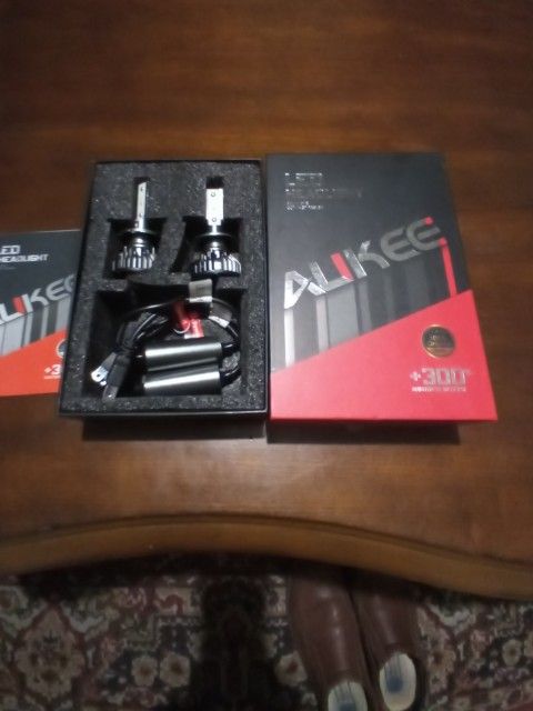 AUKEE H7 LED HEADLIGHT BULBS