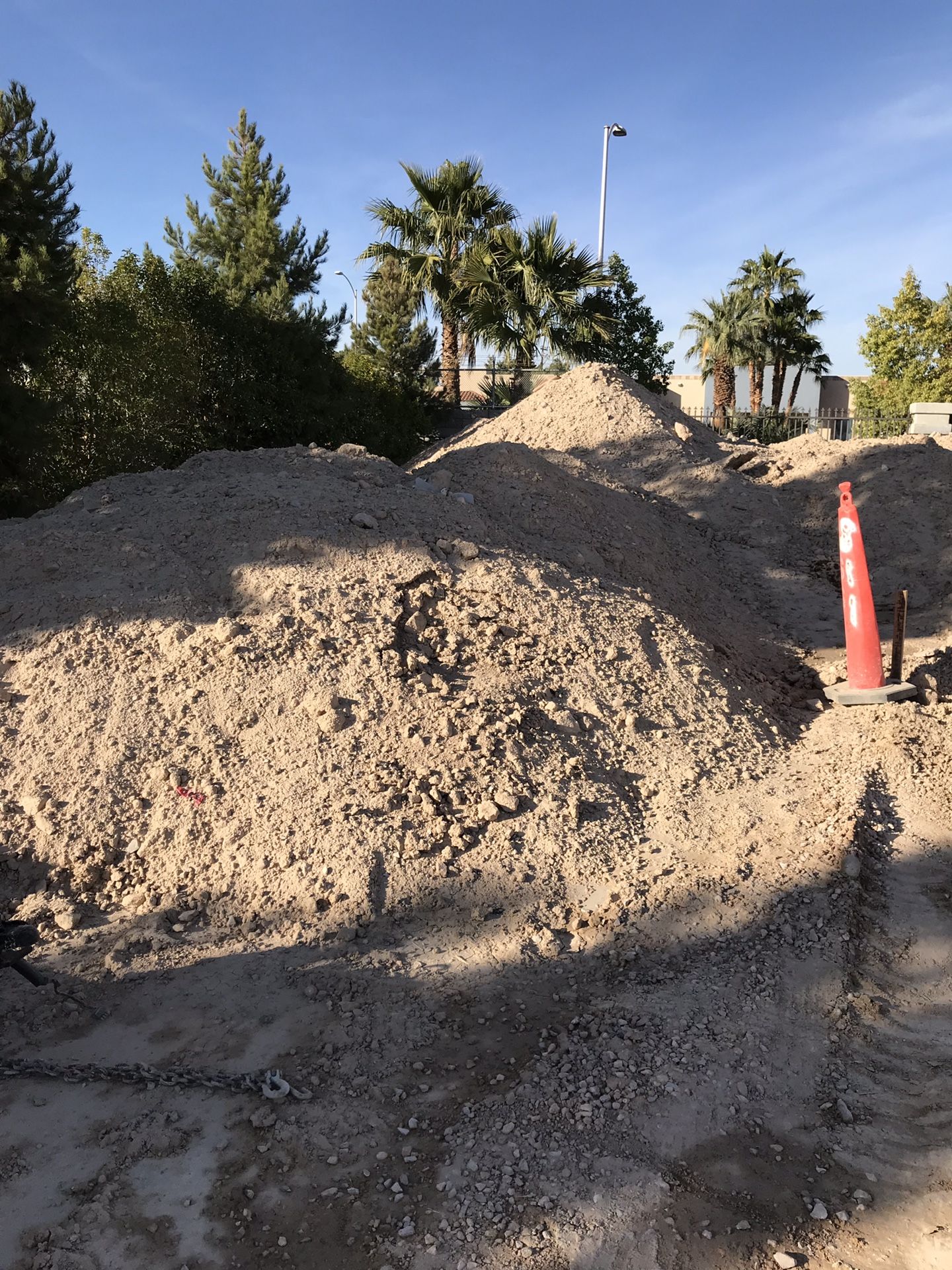 Free fill dirt. Bonanza and Nellis for Sale in Las Vegas, NV OfferUp