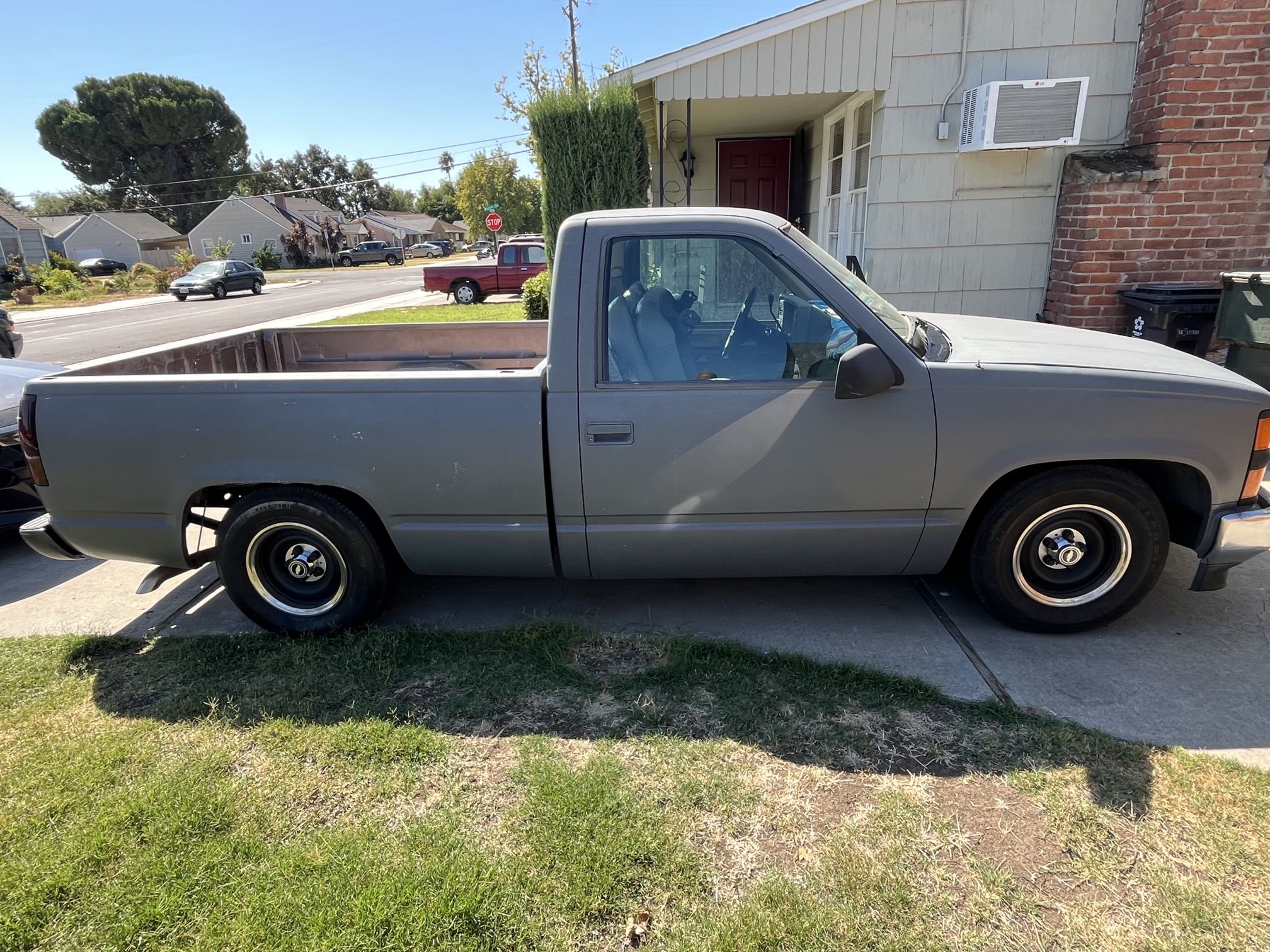 π¨ For Sale: 1994 Chevy Pickup β Single Cab Short Bed π¨