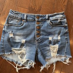 Like New Junior’s Size 7 Cut off Jean Shorts $15