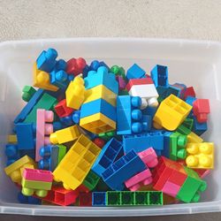 BIG SIZE LEGO BLOCKS IN NEW CONDITION 