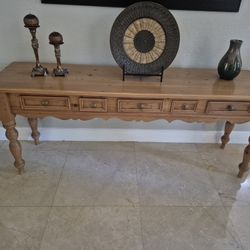 Entrance Table/ Console 