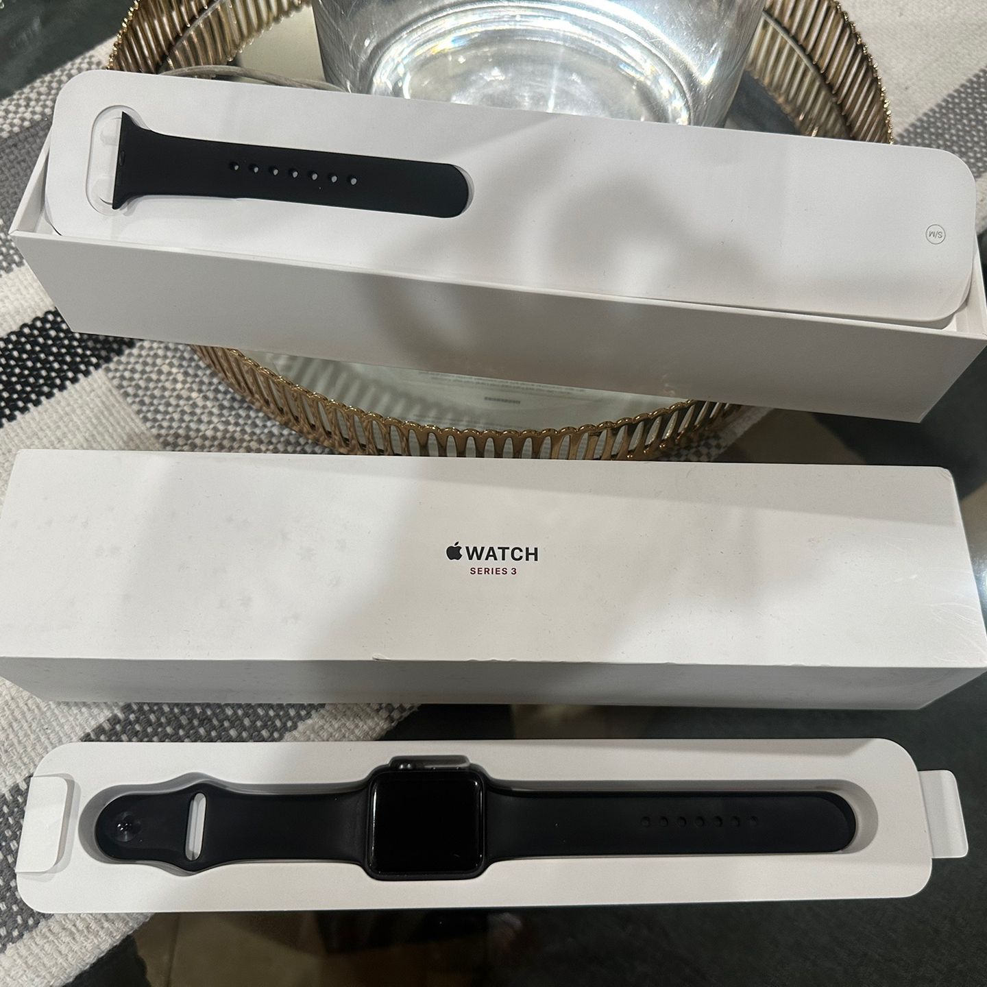 Apple watch series 3 only $100 (great conditions)
