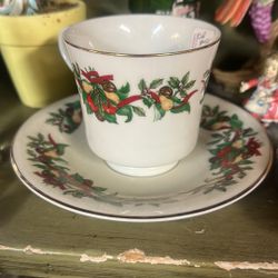 Vintage Holiday Christmas Tea Cup And Saucer 