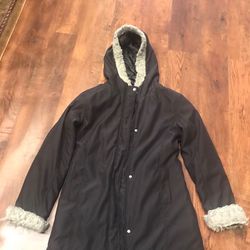 Long warm jacket size small to medium pickup In Southwest Bakersfield