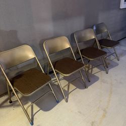 4 Metal Folding Gold Chairs
