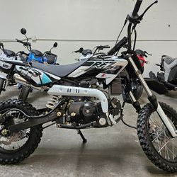 110cc RFZ Dirt Bike – Runs Good