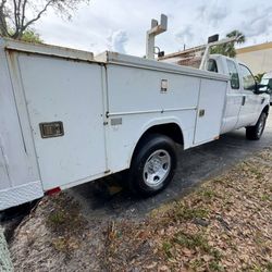 2010 Ford Service Truck F350 Pickup Truck 