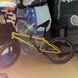 Golden Haro Bike I’m trying to get money and save up for school and that bike is too small for me.