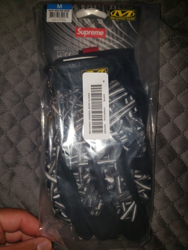 Supreme x Mechanix Work Gloves $70