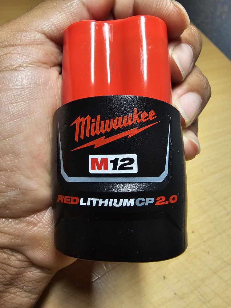 Milwaukee M12 Red Lithium CP 2.0 Battery