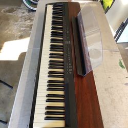 YAMAHA DIGITAL PIANO P-155 For Parts Or Repair 