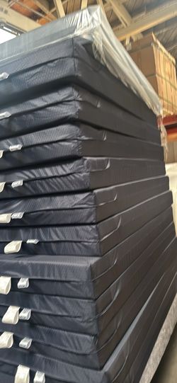 Truck mattress