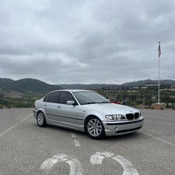 2003 BMW 325i