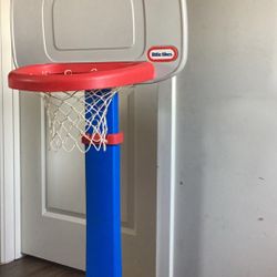 Kids Basketball Court $20