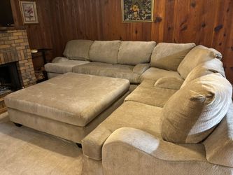 Sectional Couch 