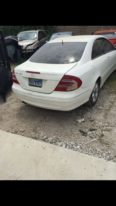 2004 Mercedes clk for parts only