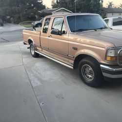 1994 Ford F-150 XLT  160,000 Miles  $10,00 Or Best Offer!