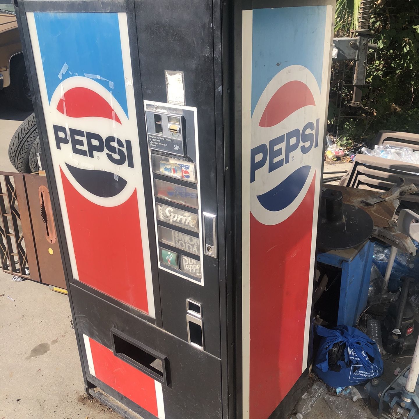 Vintage Pepsi Vending Machine for Sale in Hemet, CA - OfferUp