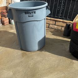 Trash can. 55 gallons