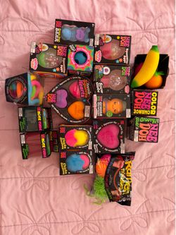 Collection of needohs