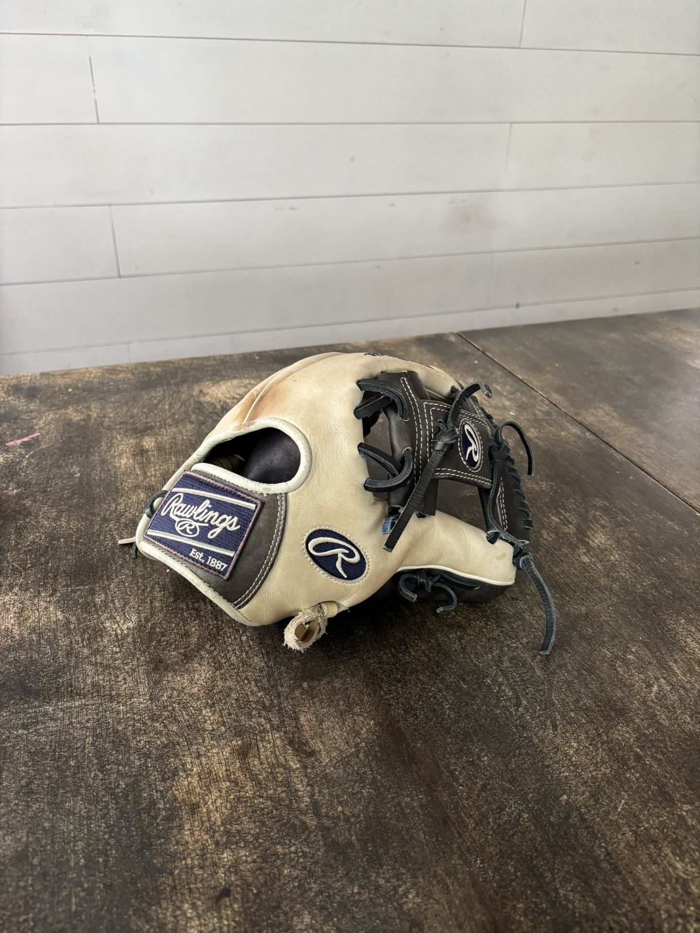 Rawlings Infield Glove 11 1/2
