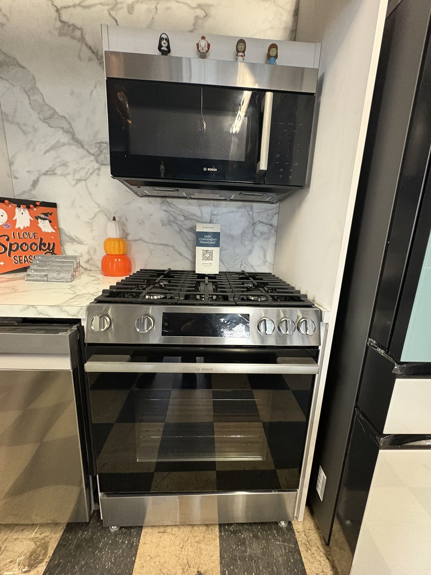 Bosch 100 Series Gas Range