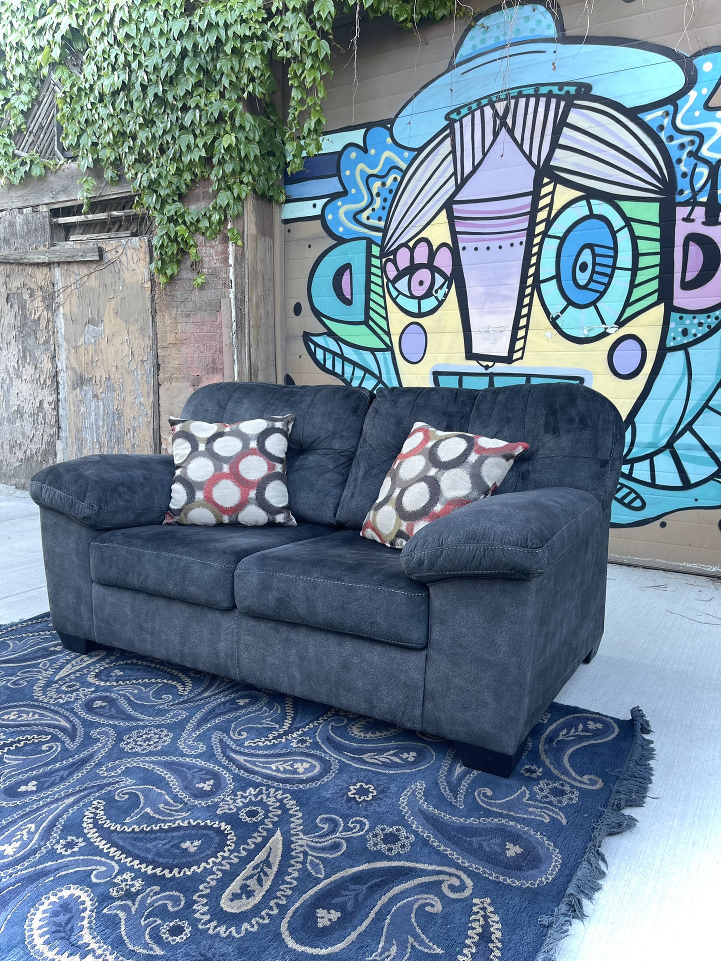 Super Comfy Plush Love Seat Sofa(Delivery Available)