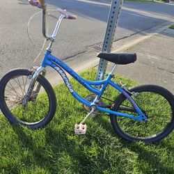 Kids Bike Magna 20", Hand And Foot Brakes, 4-10 Years, Good Condition