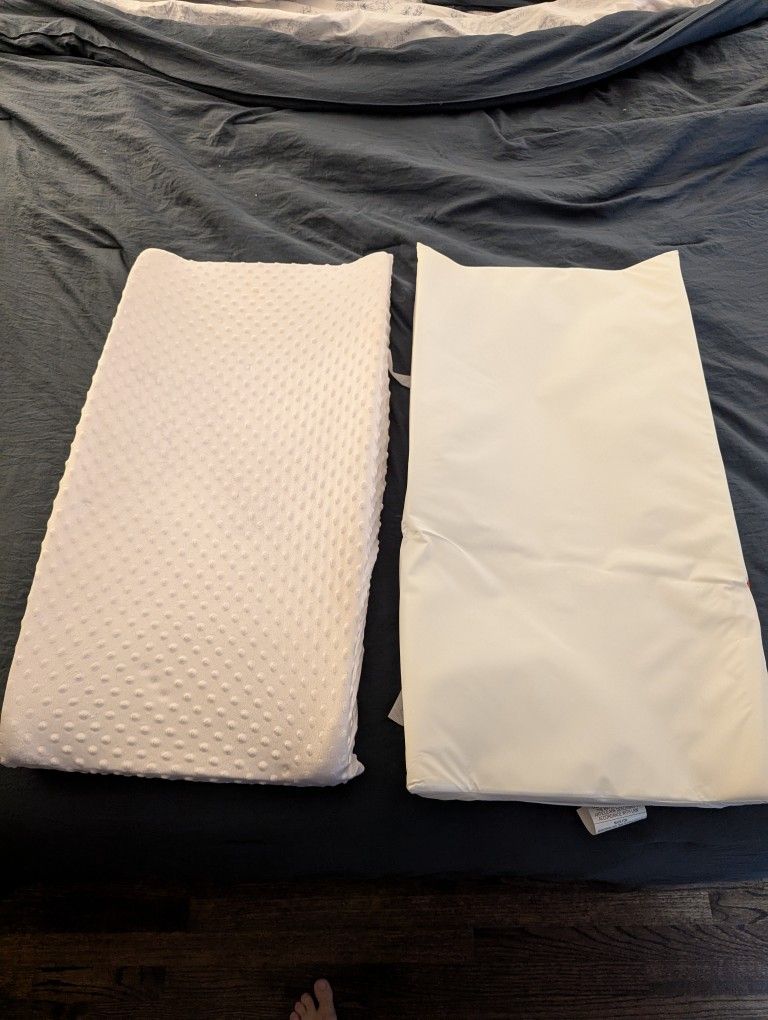 Munchkin Baby Changing Pads
