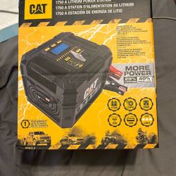 CAT Car Jump Starter