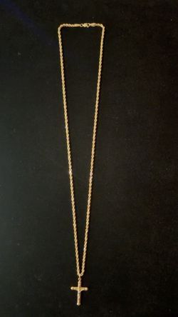 Rope Chain Cross Pendant 14k