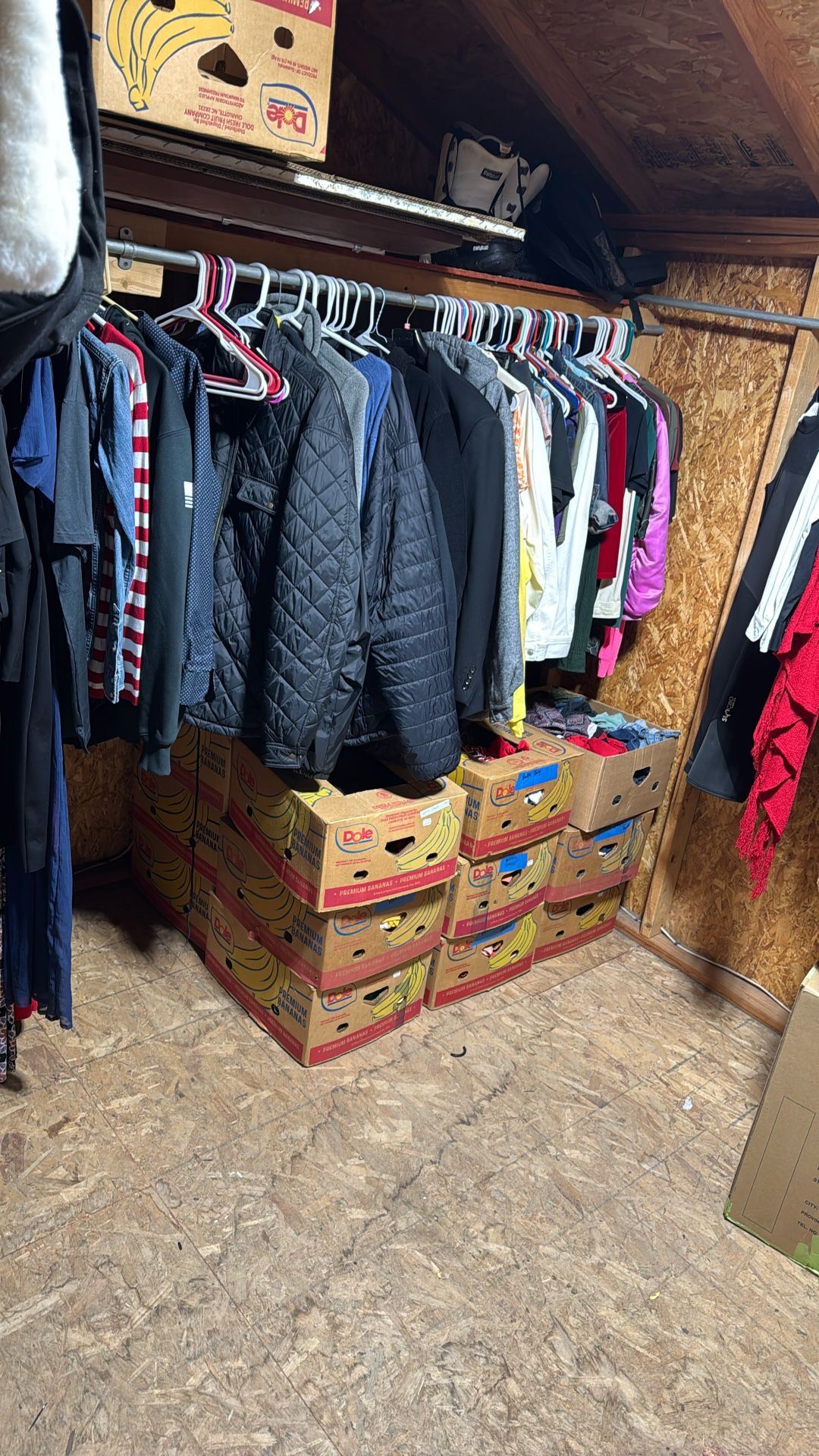 All Clothes And Purses In The Pictures For 150