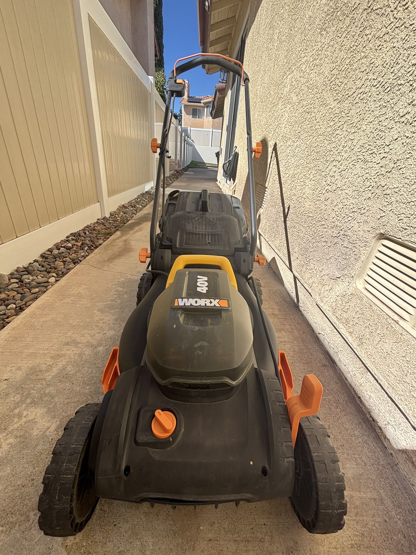 Electric Lawn Mower