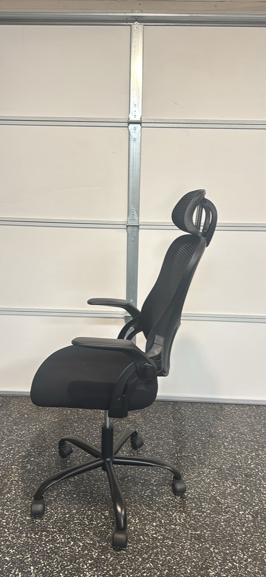 Ergonomic Computer Chair 