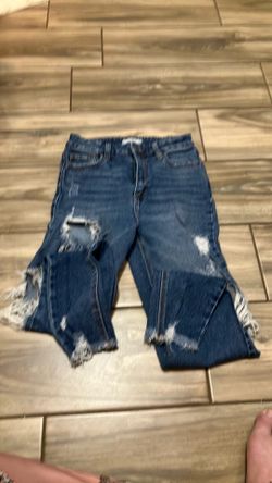 Size 1 or 2. Great  for cutoff’s