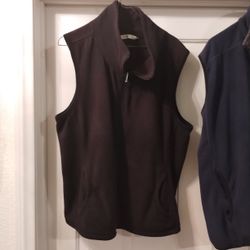 3 VESTS MEN OR WOMEN