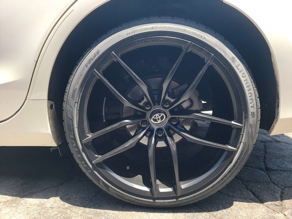 19"new TOYOTA CAMRY Wheels With New Tires