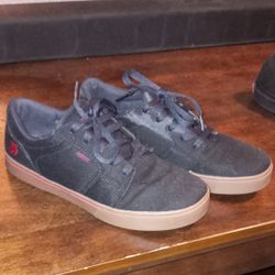 Etnies/ Vans/Pumas  