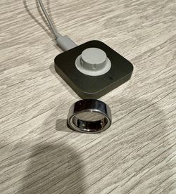 Oura Ring Series 4 (Size 10)