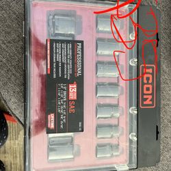 Socket And Rachet Sets 