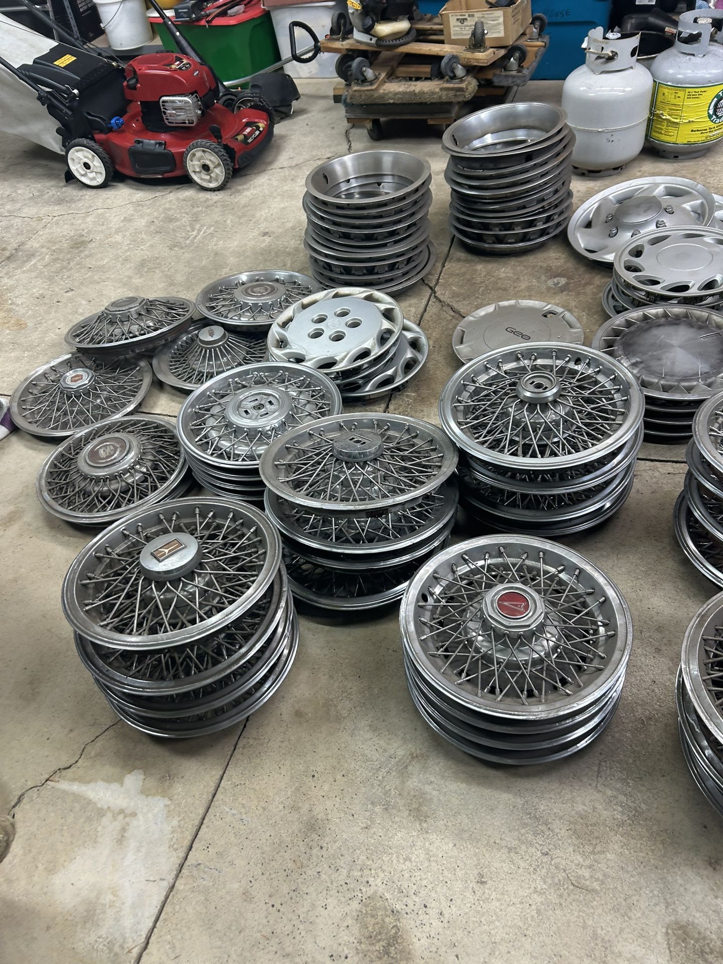 Hubcaps Beaty Rings Center Caps