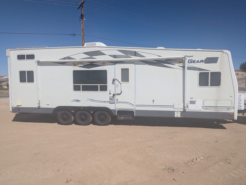 30 Ft Gearbox Toy Hauler