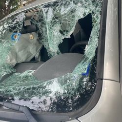 Auto Glass / Vidrios Para Carros Y Trocas 