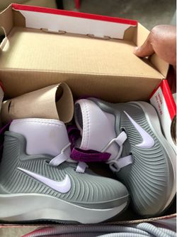 Girls shoes